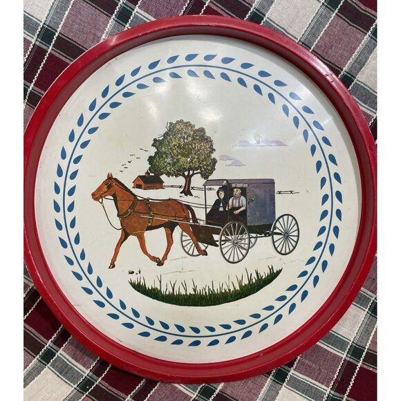 2 Vintage Tin Serving Trays With Amish Horse & Buggy Design Pennsylvania Dutch - Picture 7 of 11